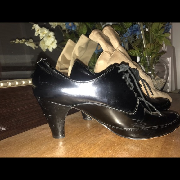 High heels - Picture 1 of 5